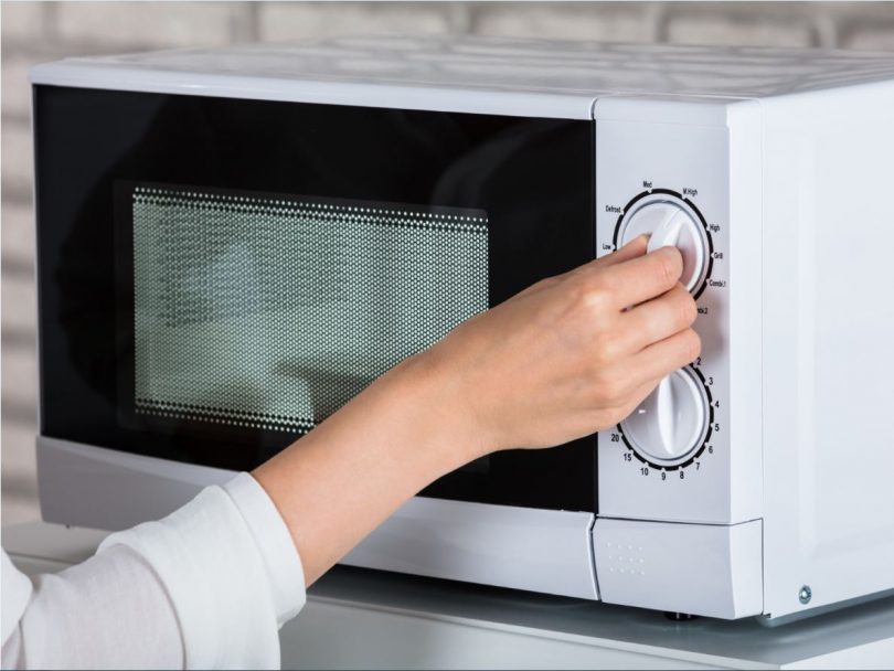 What's the Best Wattage for Microwave and How to Check it