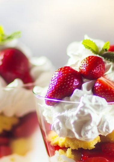 simple strawberry parfait recipe